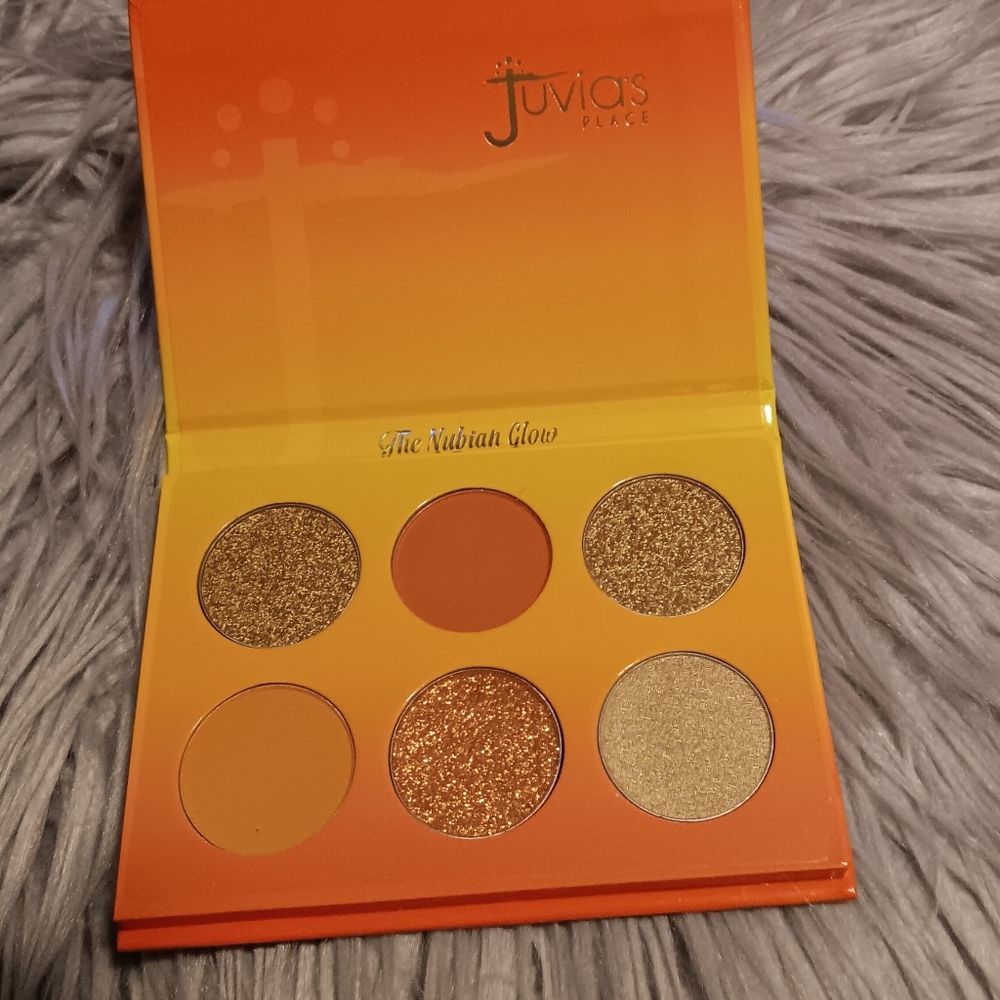 Juvia's Place The Nubian Glow Eyeshadow Palette